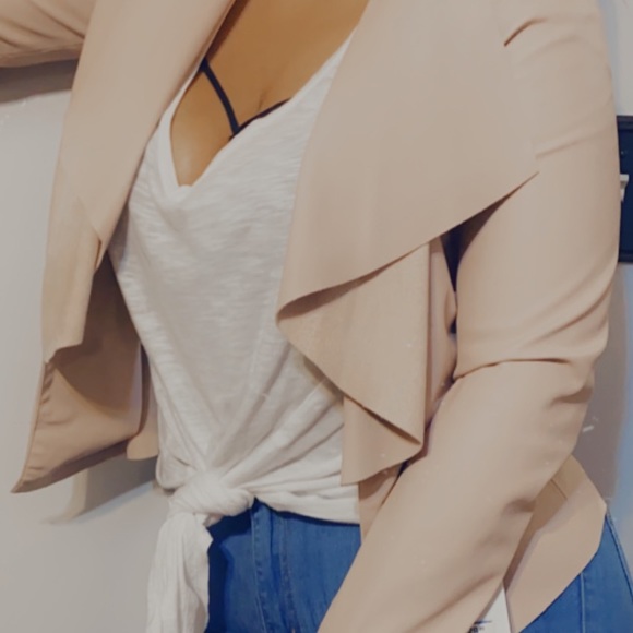 Zara’s Women’s Pale Pink Faux Leather Jacket - Picture 7 of 13